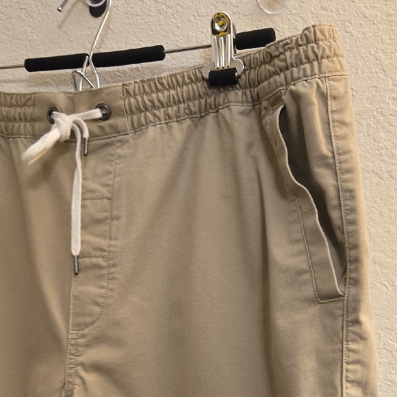 Polo Ralph Lauren Flat Front Jogget Shorts - Sandcastle Beige - XL - Picture 10 of 15